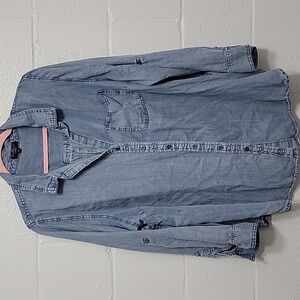 Velvet Heart Light Blue Chambray Top